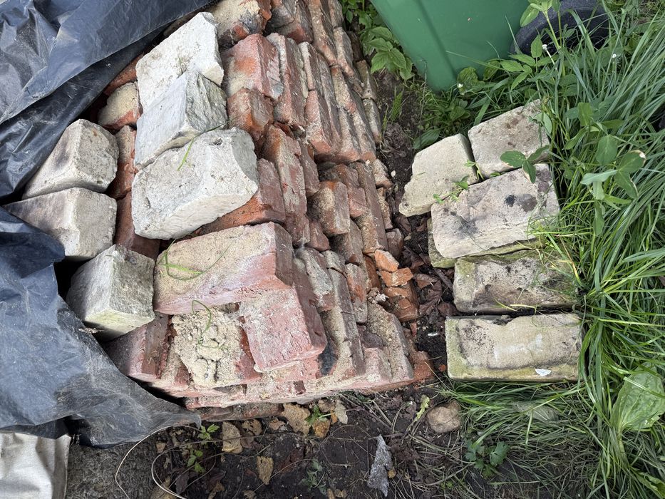 Бій , будівельне сміття