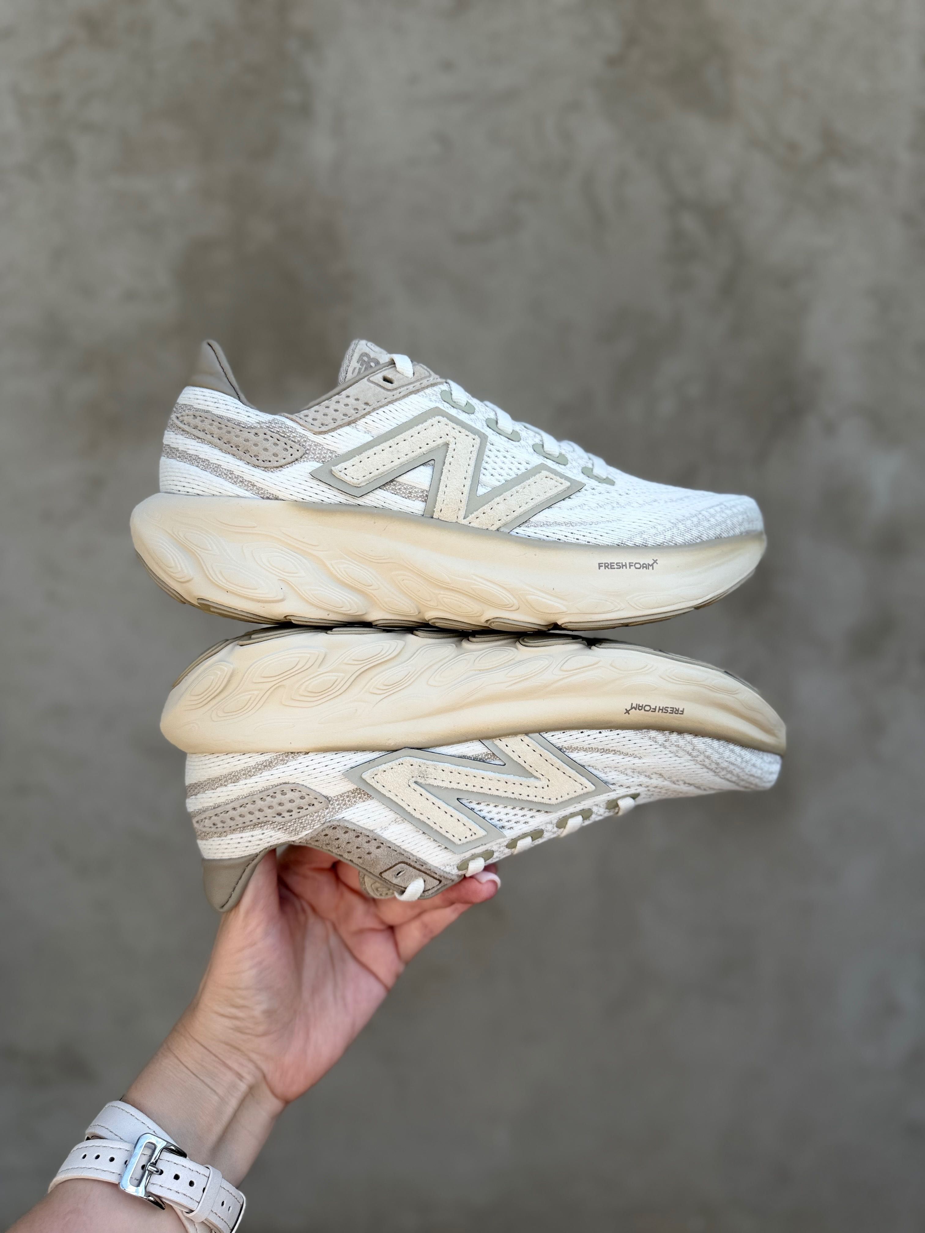 Бігові кросівки new balance 1080v13. оригінал.