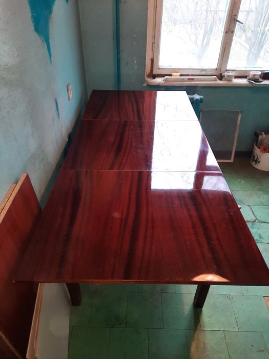 Продам стол ,раскладной.