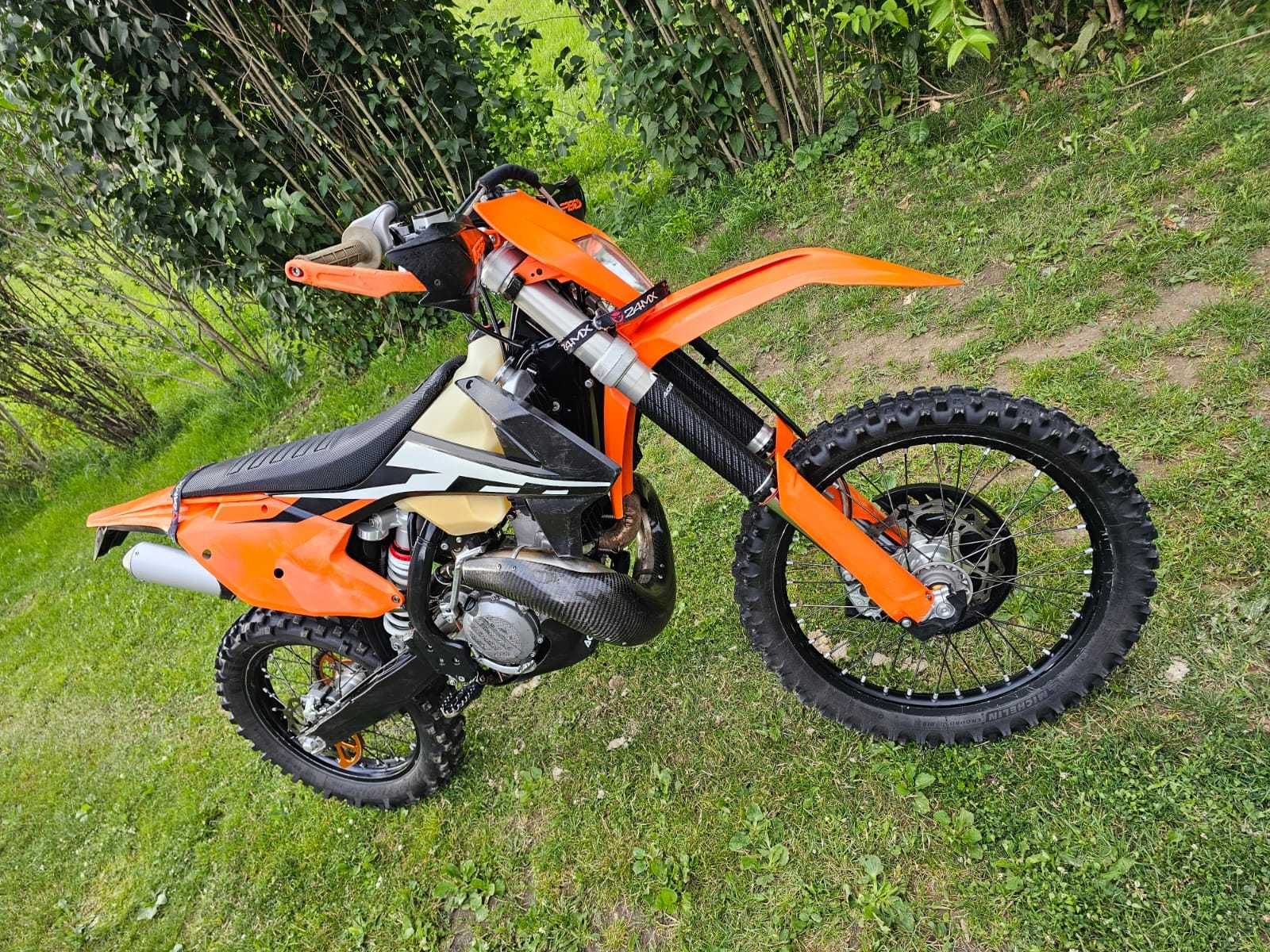 KTM EXC 300 ostatni gaźnik 2017