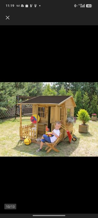 Domek dla dzieci plus stolik i piaskownica