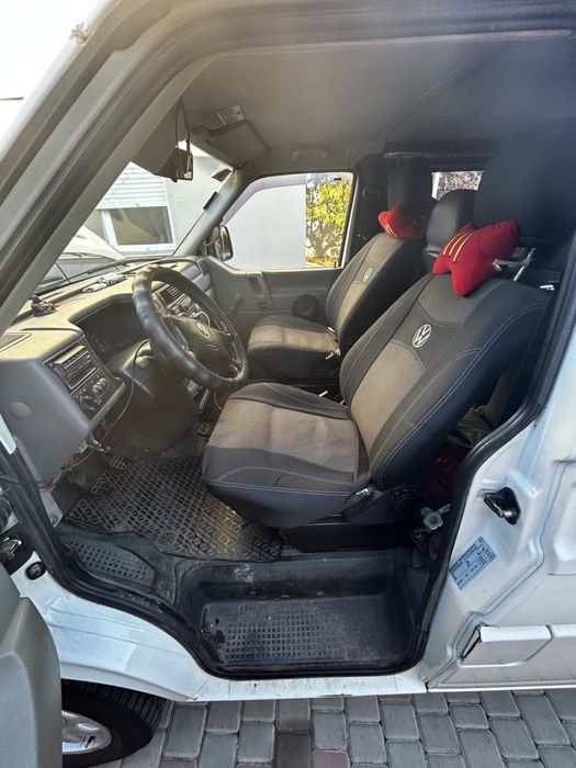 Volkswagen  T4  2003г  2,5tdi