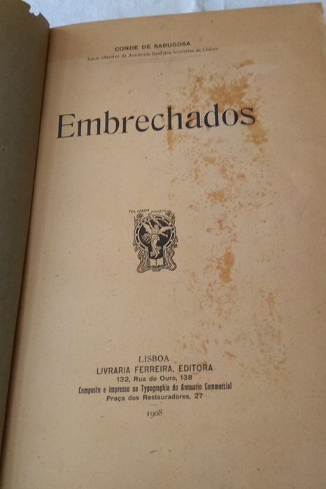 Embrechados (de: Conde de Sabugosa)