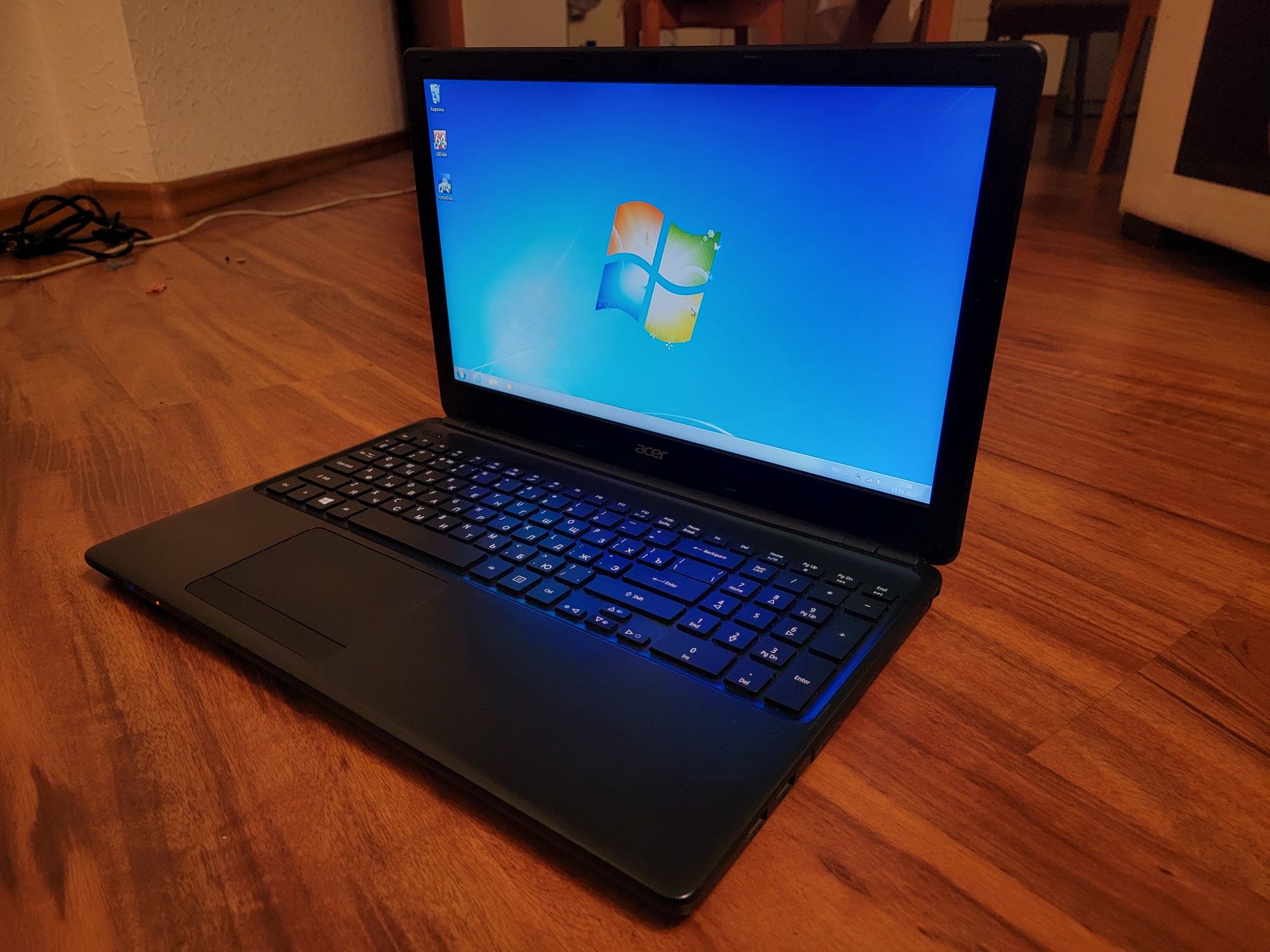 Acer Aspire e1- 570g 15.6 core i3 3217 GeForce 740m ssd