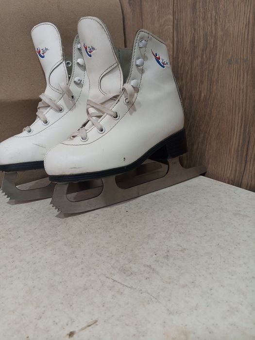 Коньки фигурные кожа Оригинал!