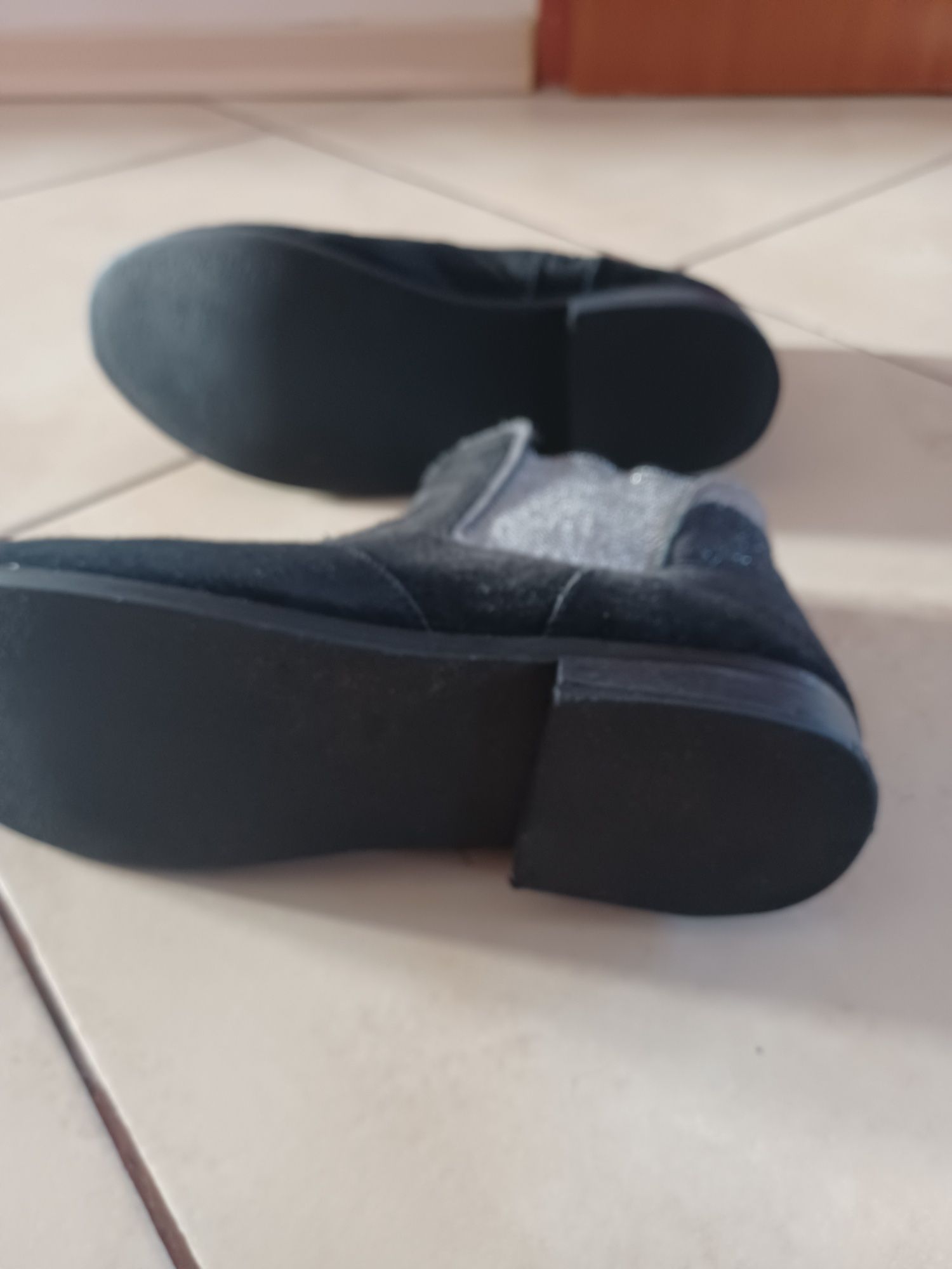 Buty jesień wiosna  sztyblety Reserved skórzane 35 dziewczynka