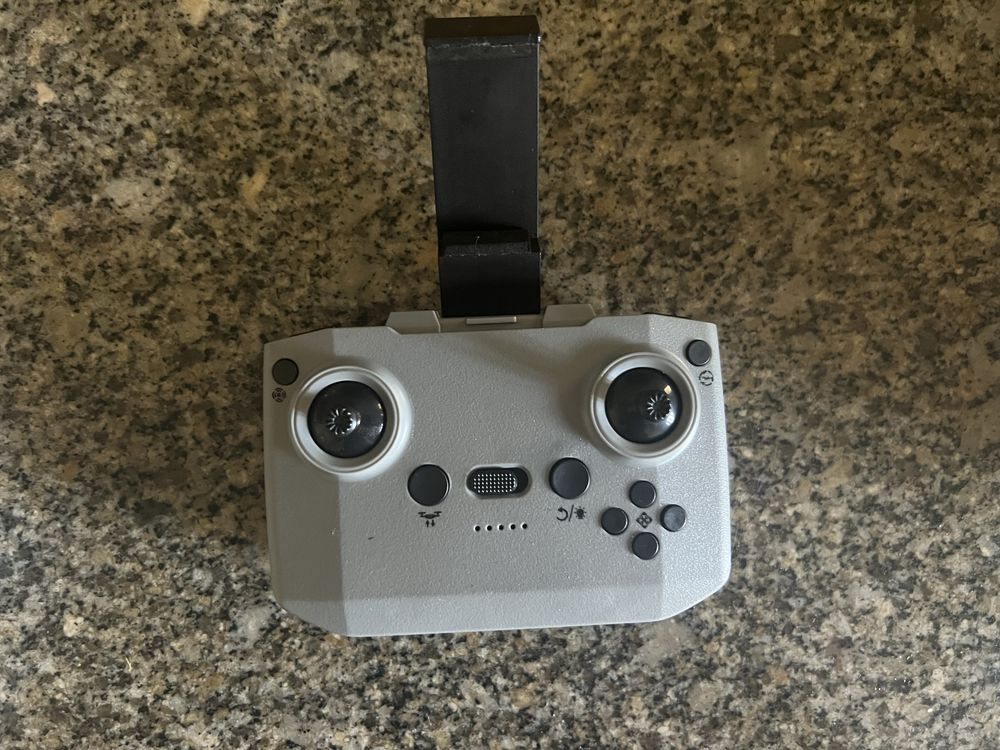Drone com oculos virtual