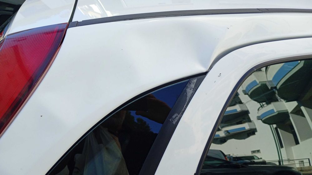 Veículo automóvel 1700 diesel