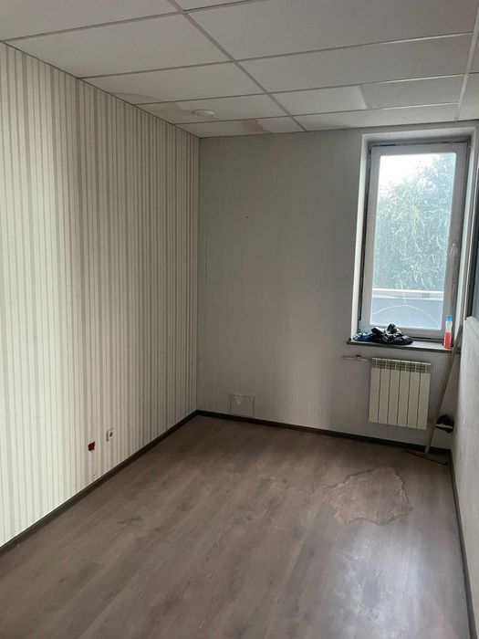 Аренда фасадного помещения 350 м2, ул. Вадима Гетьмана 27, рядом метро