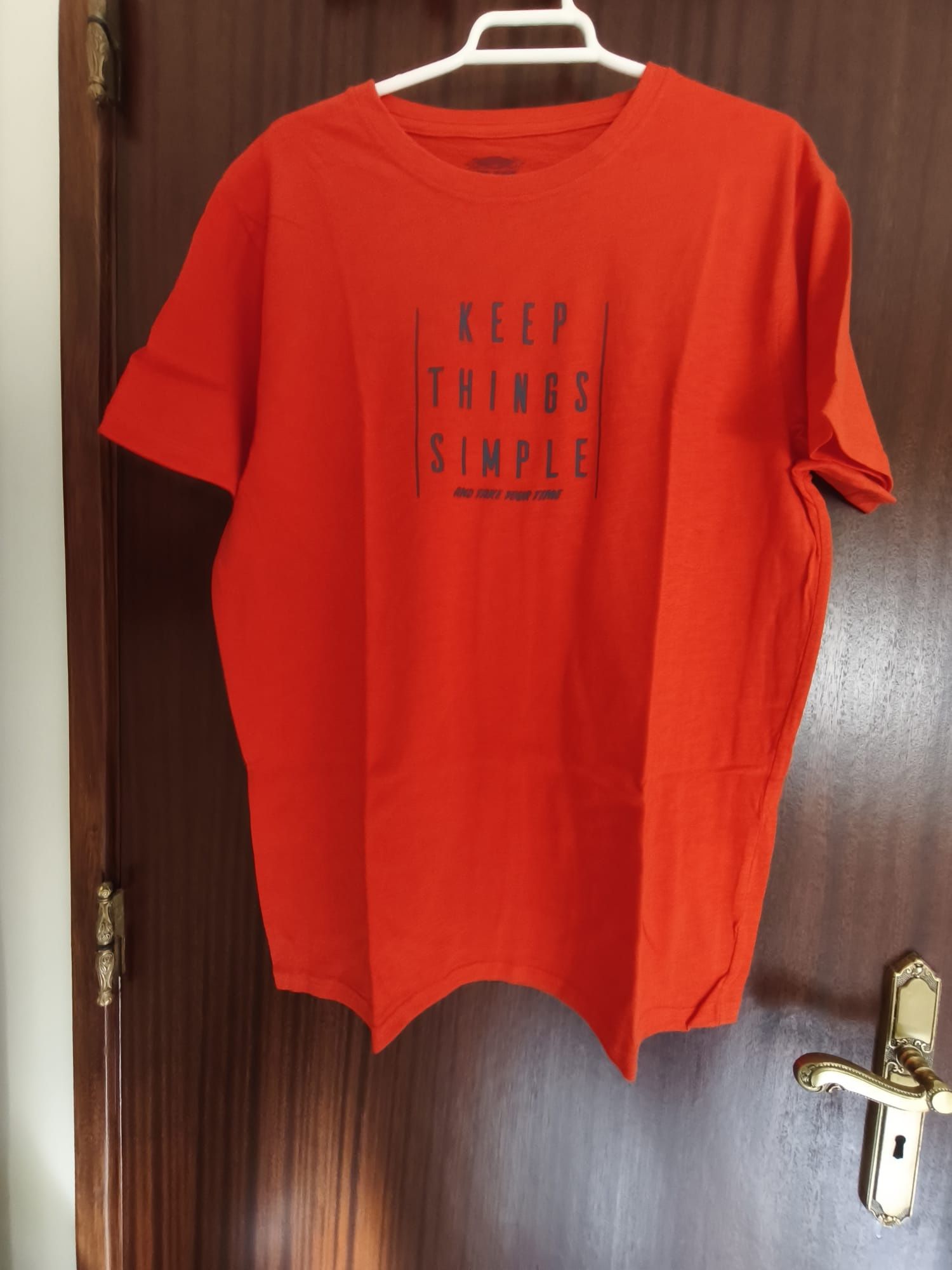 Conjunto de 3 t-shirt L novas