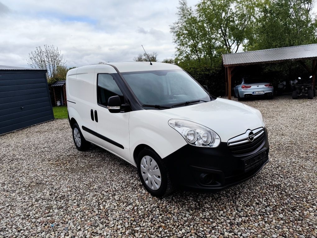 Opel Combo 1.6CDTi 2016r Automat