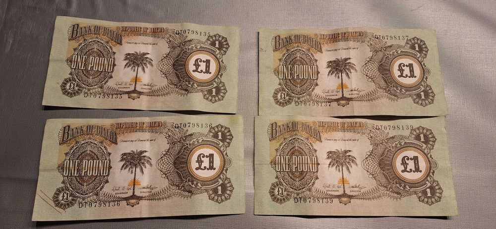 4 NOTAS de 1 Pound, Bank Of Biafra