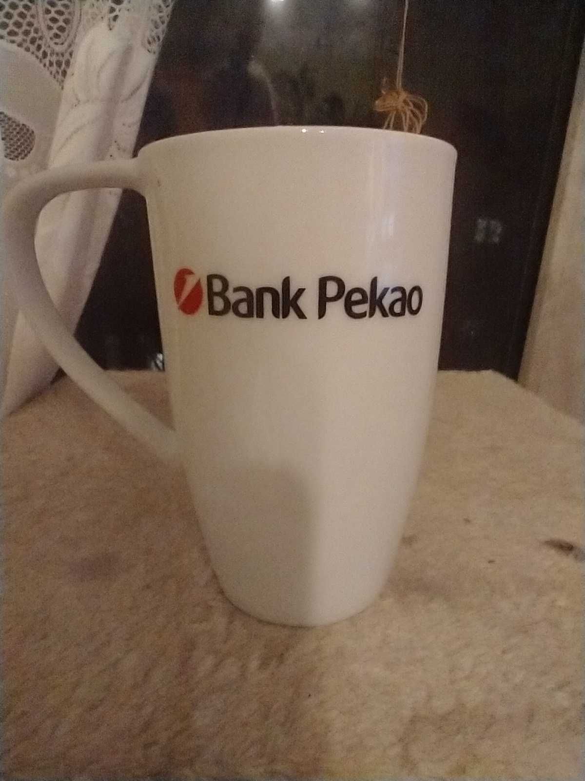 Kubek biały z napisem Bank Pekao