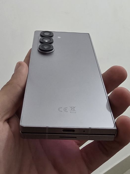 Samsung z fold 6 256 em ótimo estado