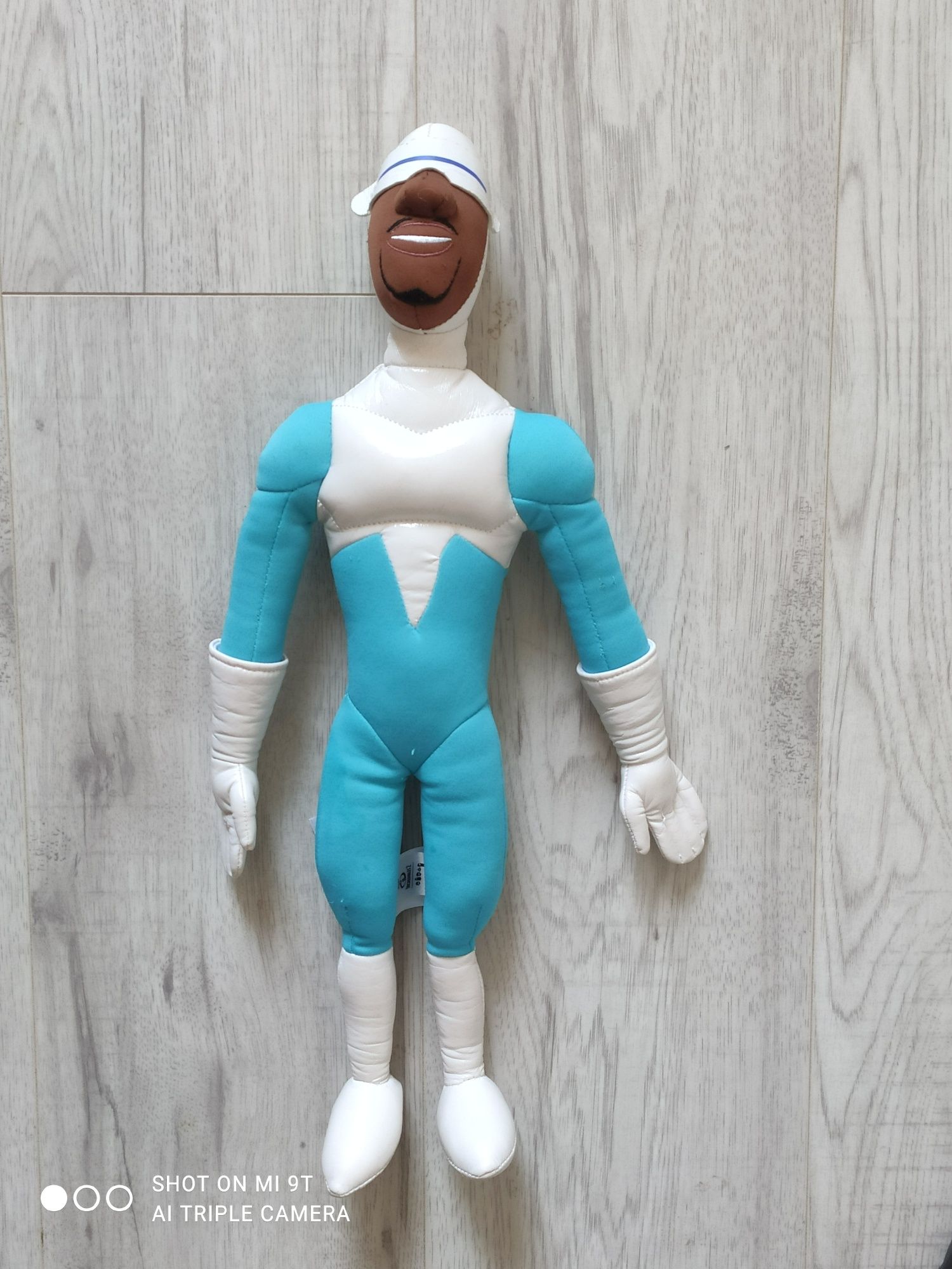 Disney Incredibles 2 Frozone