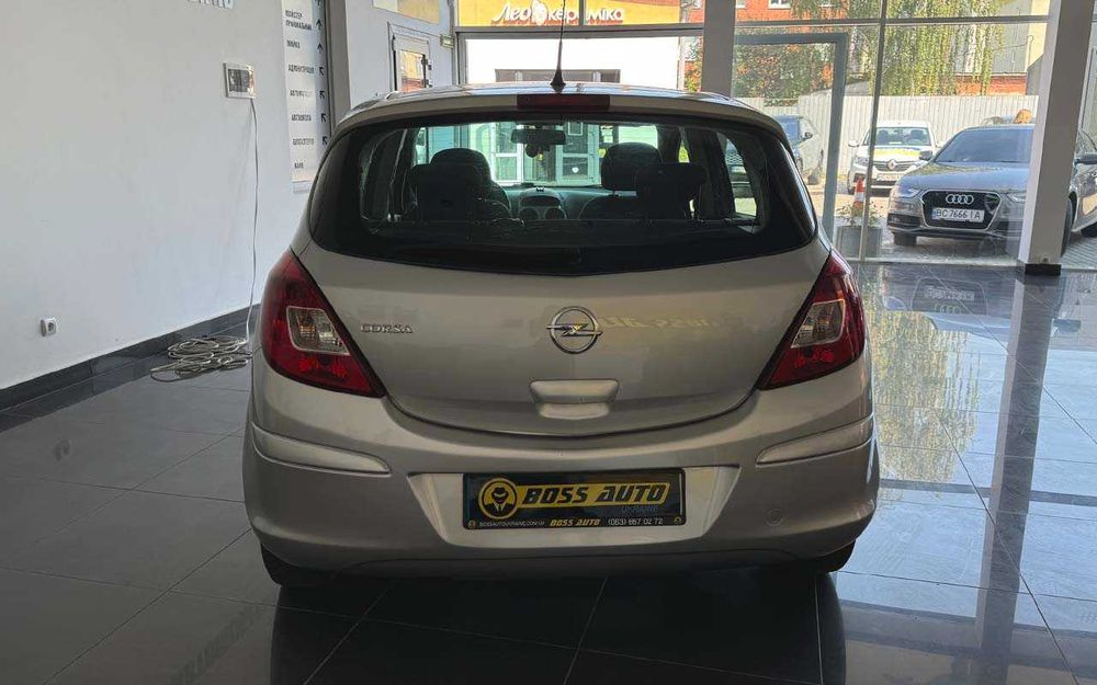 Opel Corsa  2012