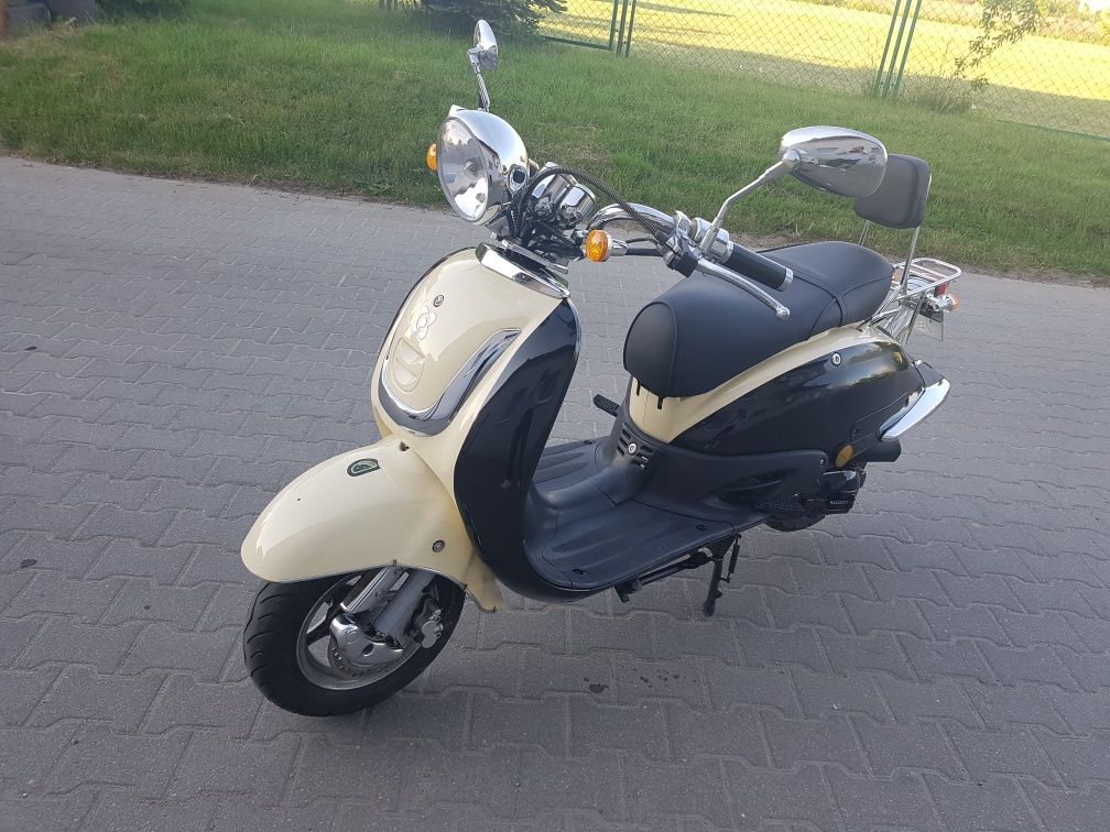 Sprzedam skuter 50 retro 2009r