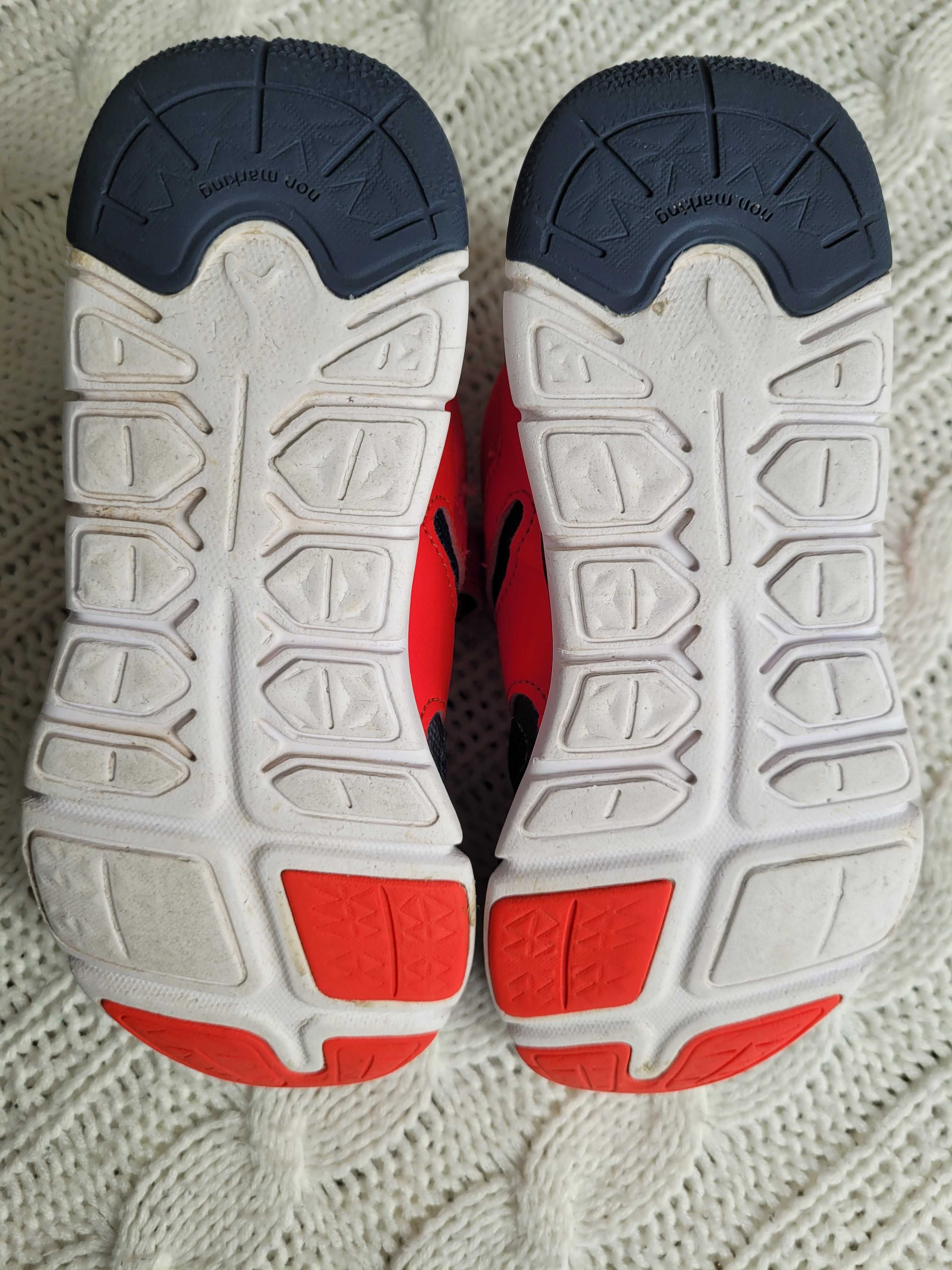 Newfeel PW 540 buty sportowe granatowo-czerwone rozm. 32