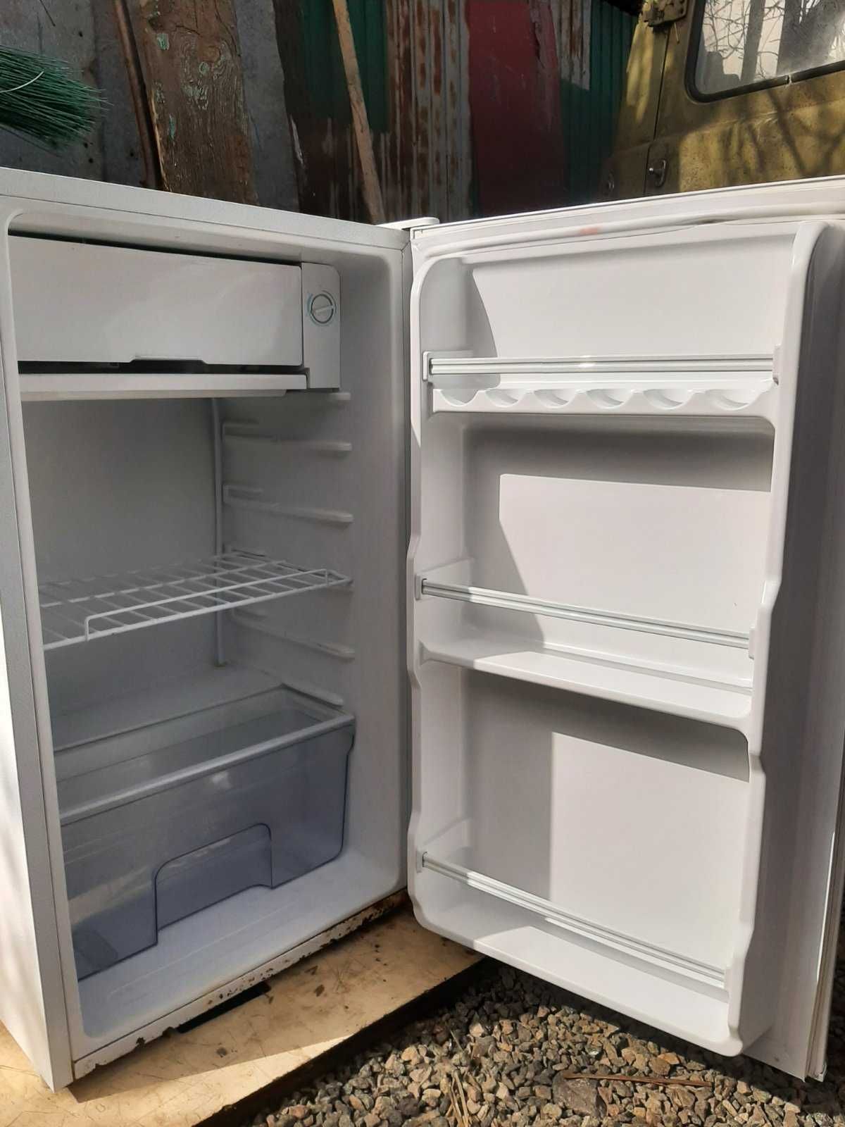 холодильник  Дельфа