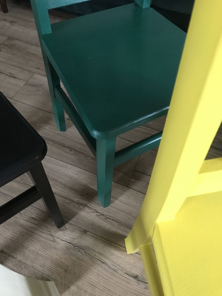 Drewniane krzesla 4 szt Jak nowe !!!