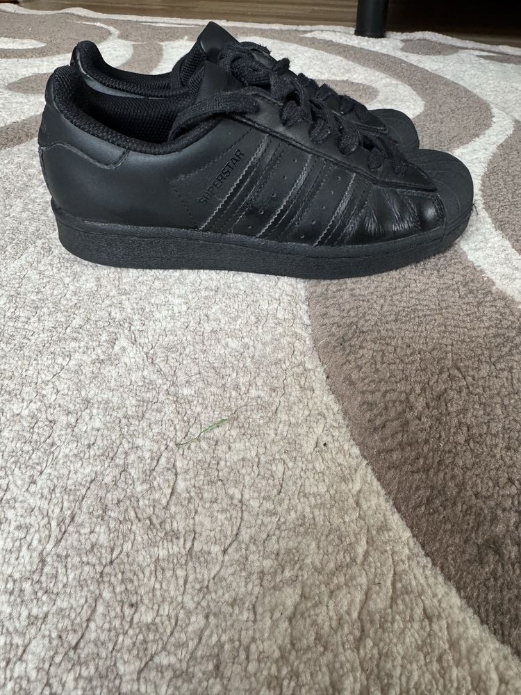 Кросівки адідас  superstar