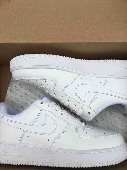 Air Force 1, białe tenisówki, rozmiar 42