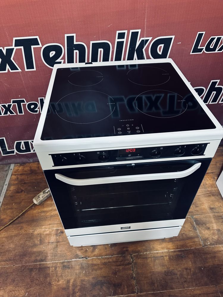 Електро плита Voss ( Elektrolux) Індукційна