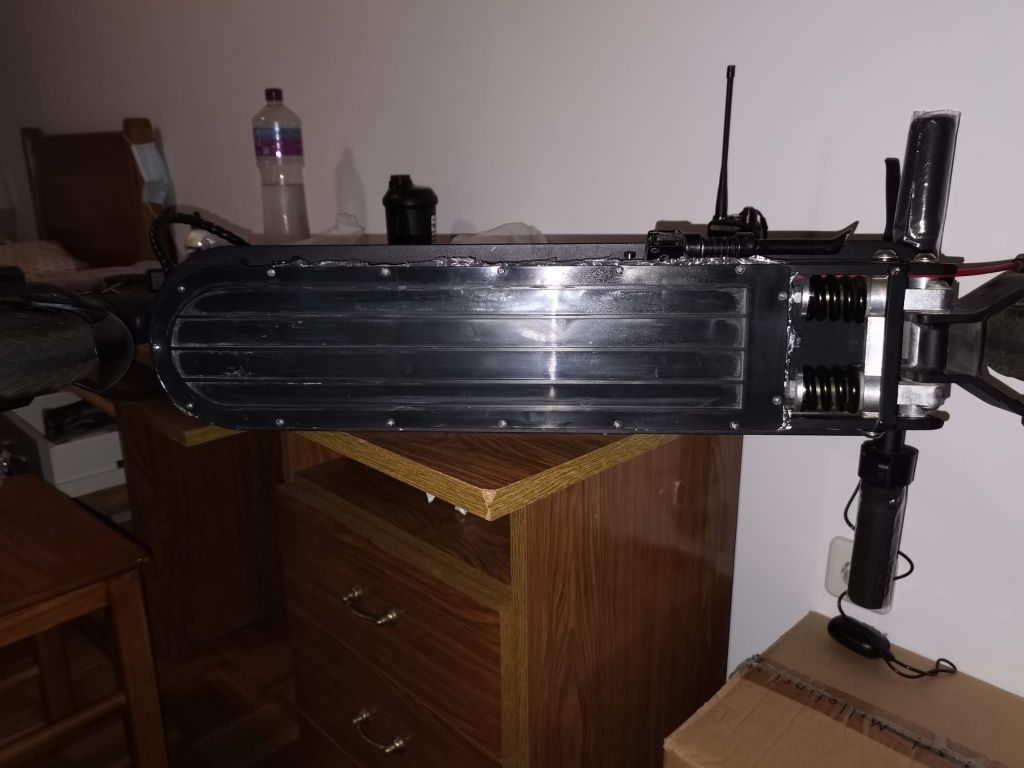 Vende-se trotinete usado preço negociable.
