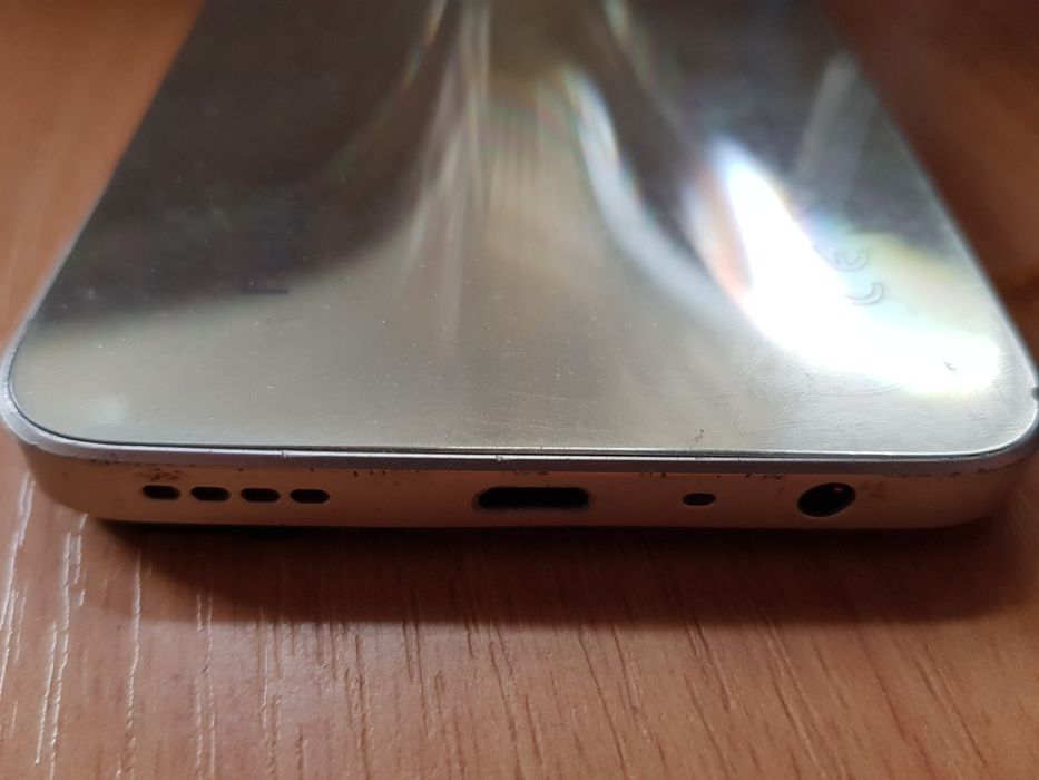 Смартфон Realme C33 (4/64Gb)