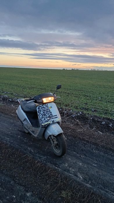 Дуже срочно продам Скутер Хонда лід 90