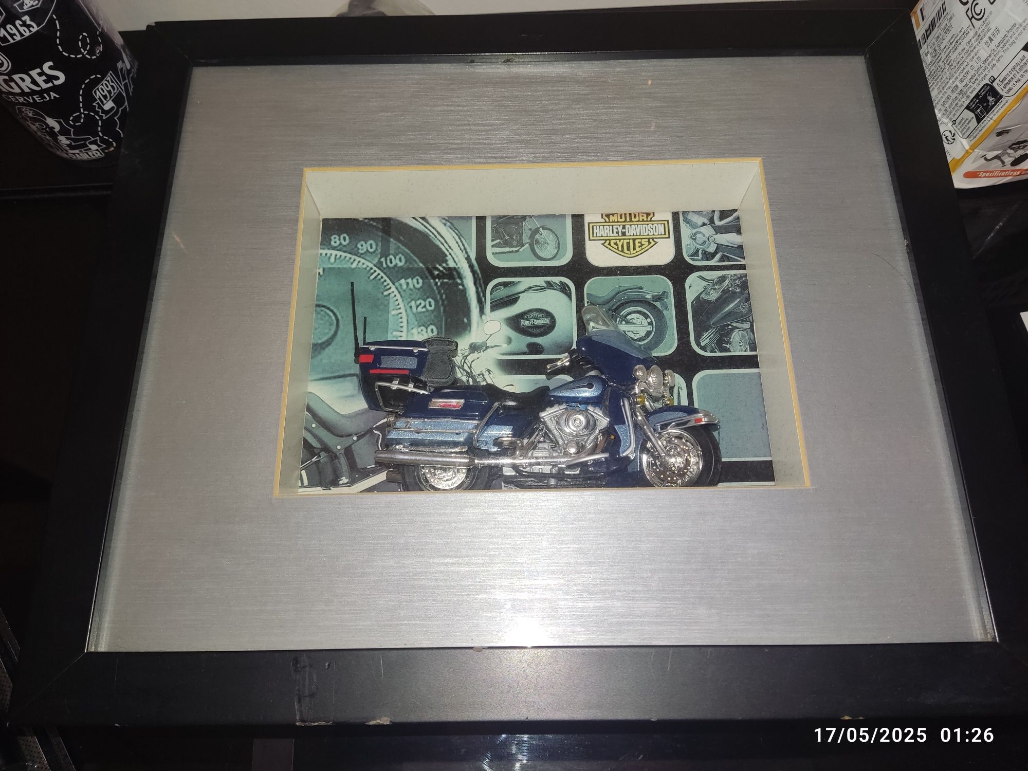 Moldura com Harley Davidson