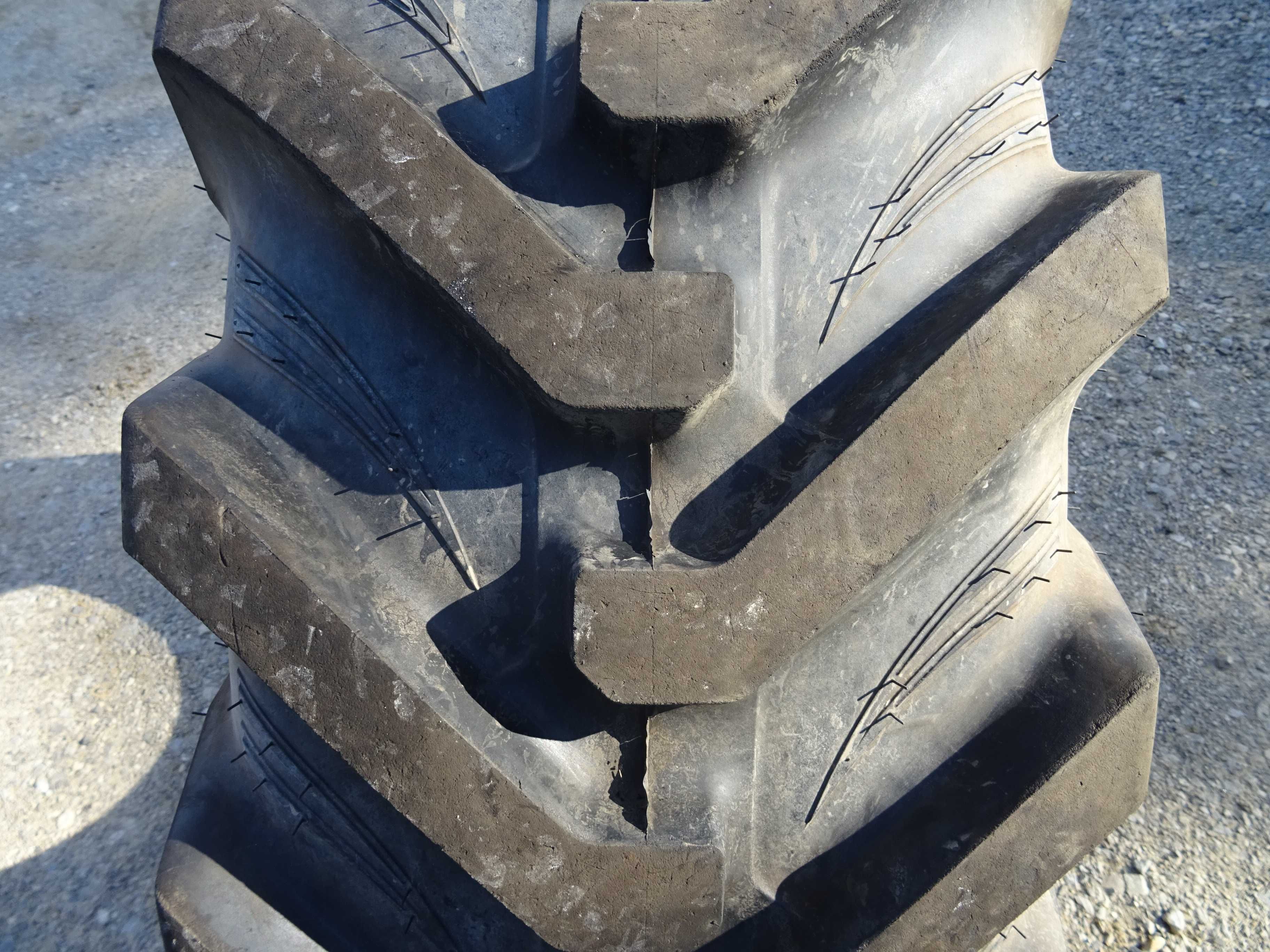 opona 440/80R24 16.9R24 BKT MP522 ( 1100 netto)