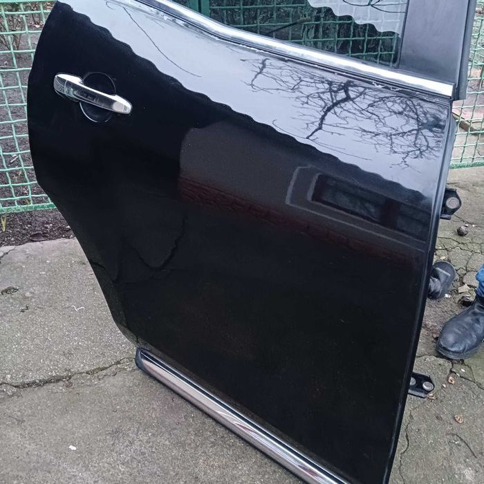 Двері задня права СХ7 Мазда