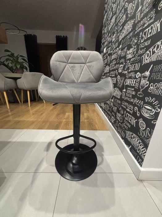 Hoker barowy kolor szary