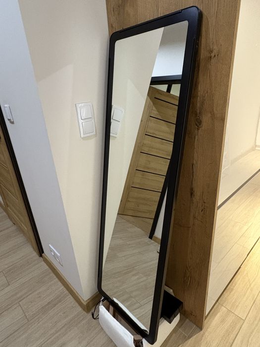 Lustro ikea z czarna ramka