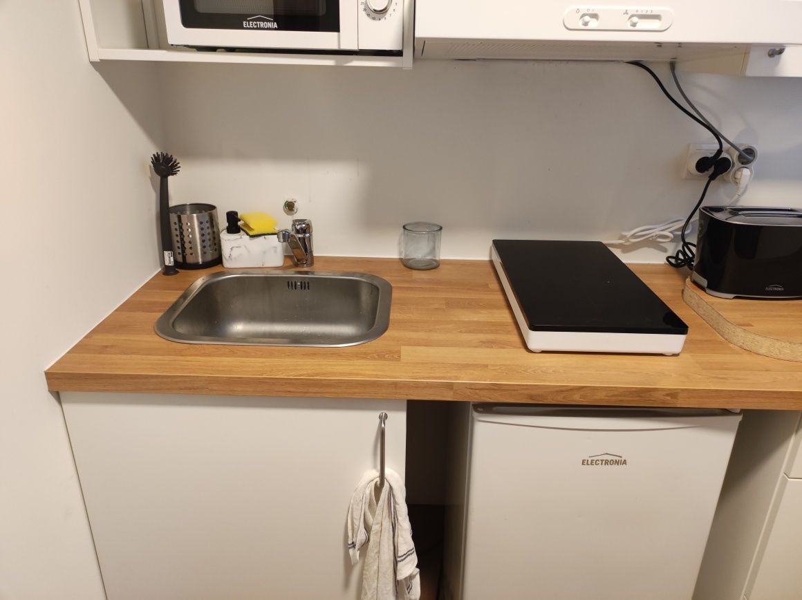 Carpinteiro/ferragens/serviços