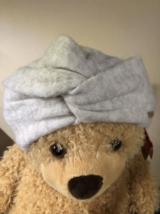 На голову:шапка/повязка/чалма;трансформер.Бренд Barts Amsterdam.Тёплая