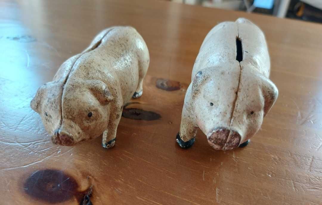 Coleccionismo: porquinhos mealheiros em ferro