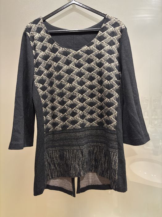 Camisola tunica. Malha com lycra.