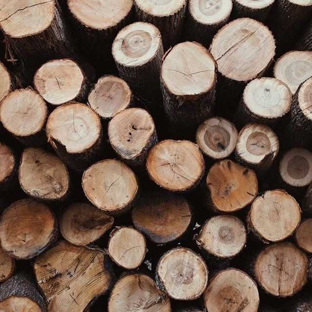 Продам дрова не колотые  с доставкой