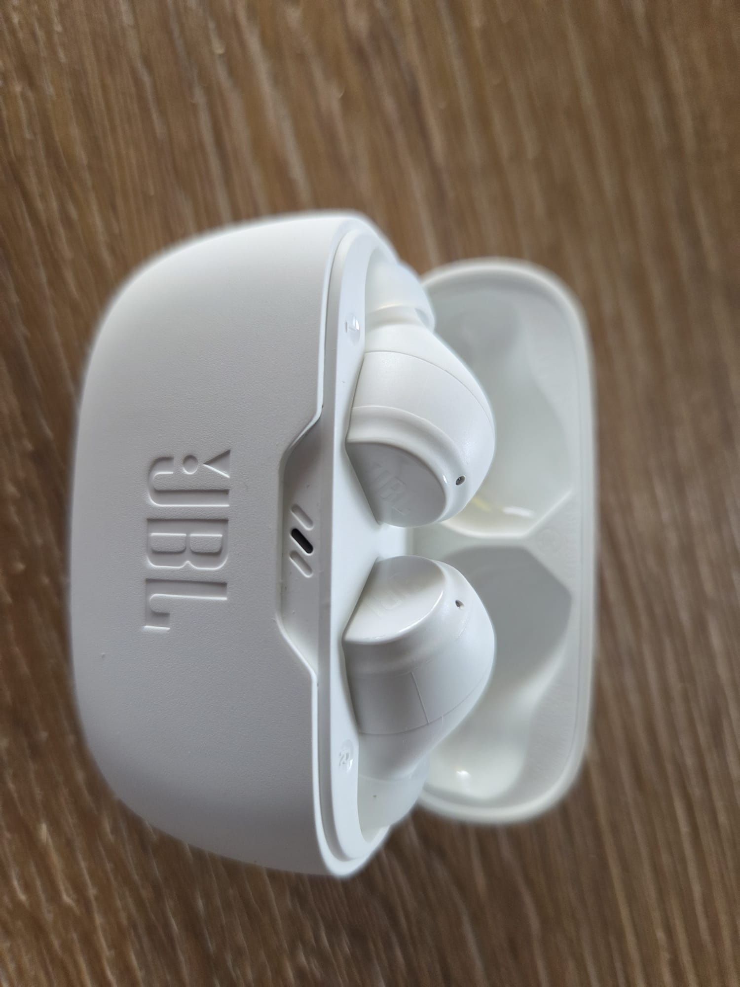 Sluchawki JBL WAVE Beam, nowe