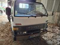 Toyota Dyna 250 - Pesado de mercadorias