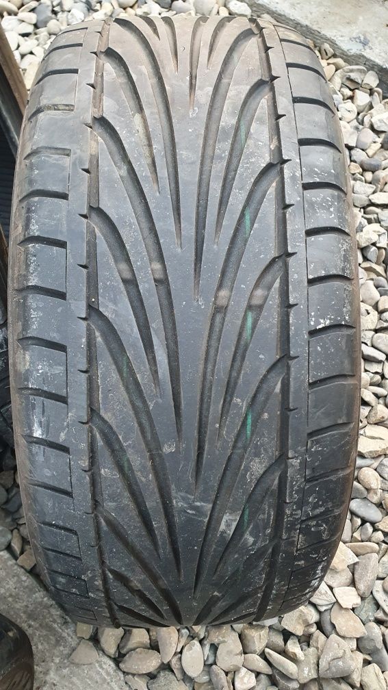 225/50 R15 2шт Toyo (Тойо) Авторезина, шини.