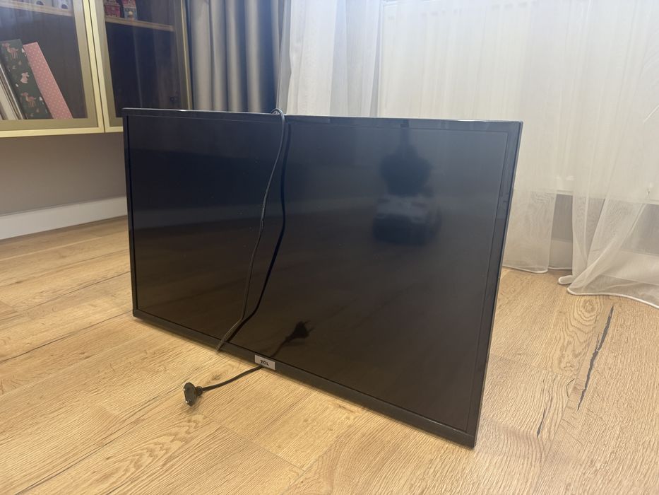 LCD телевізор 32