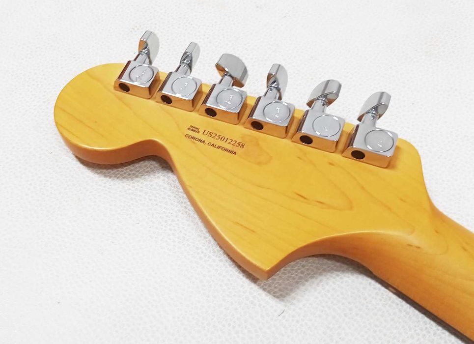 Fender American Pro II Telecaster Deluxe 2025 - c/ Garantia