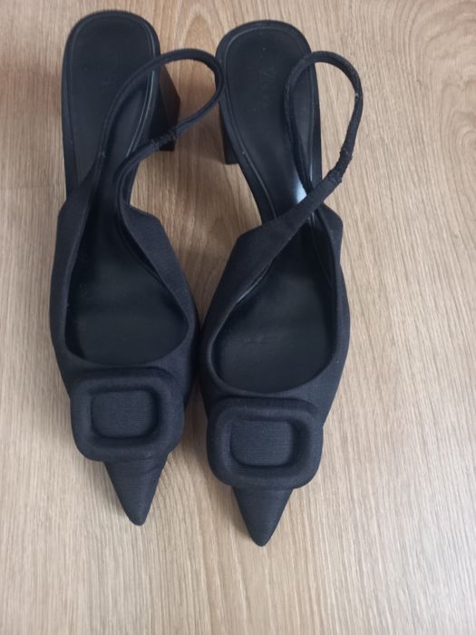 Жіночі мюлі Зара