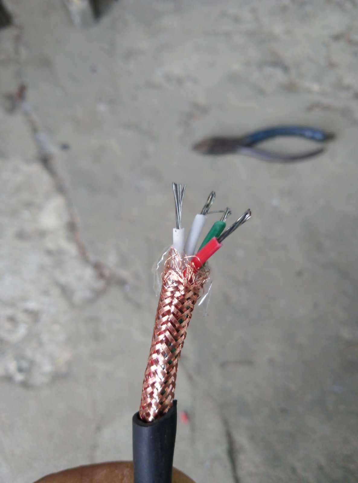 Кабель управления  экранированный МКЕШВнг 2*2*0.5