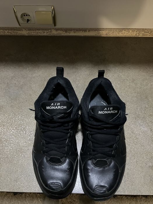 Кросівки Nike Air Monarch