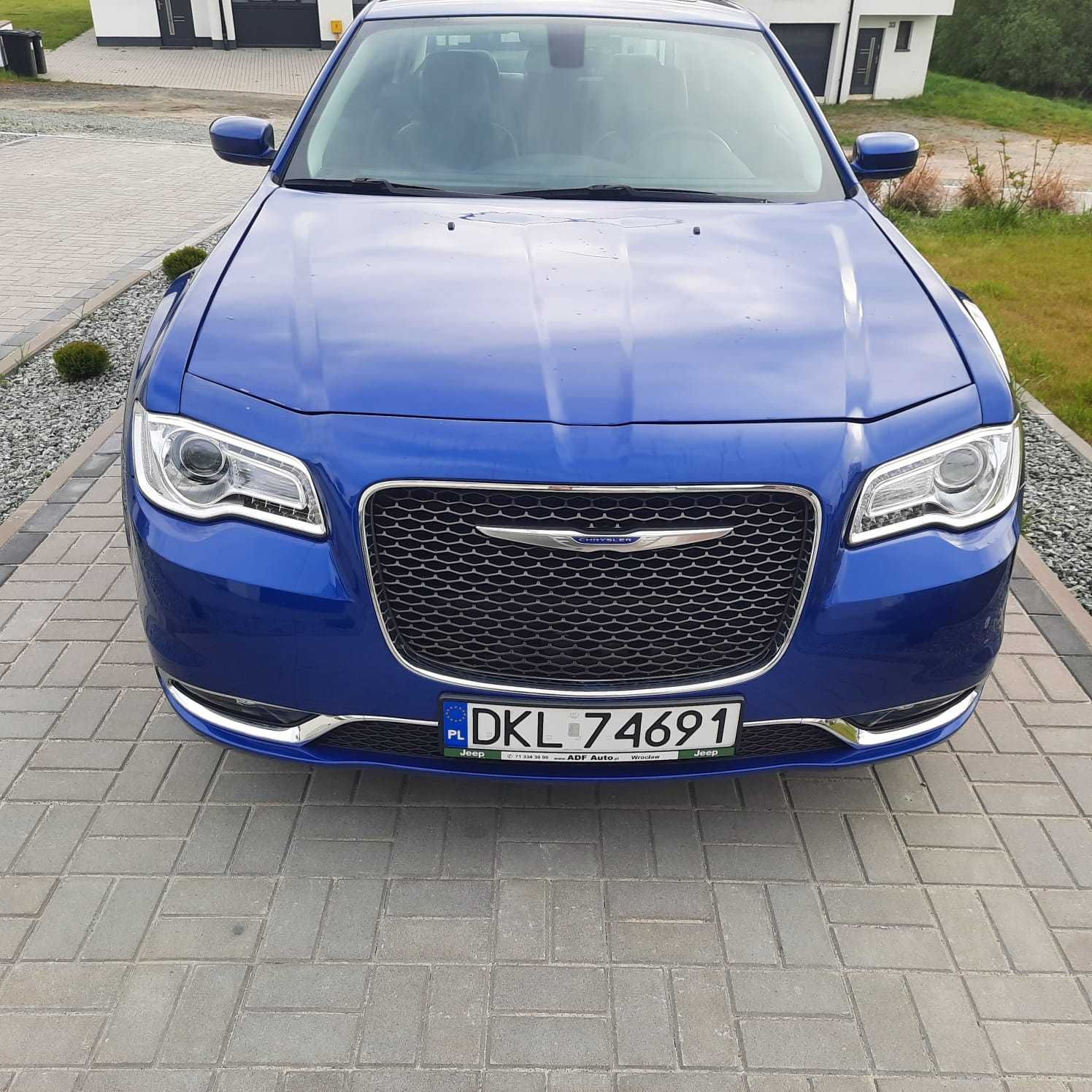 2019 Chrysler 300 Touring mały przebieg