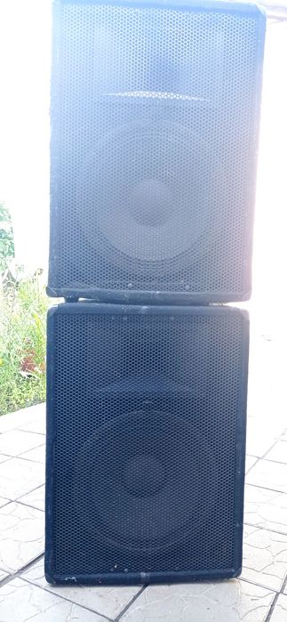 Комплект аппаратуры (колонки Fortissimo и усилитель Muzon)